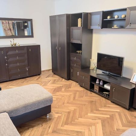 Oradea Comfort Corner Exteriör bild